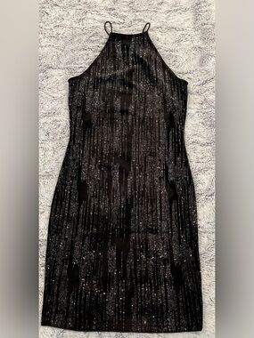 Sparkly Black Dress Perfect for New Year’s